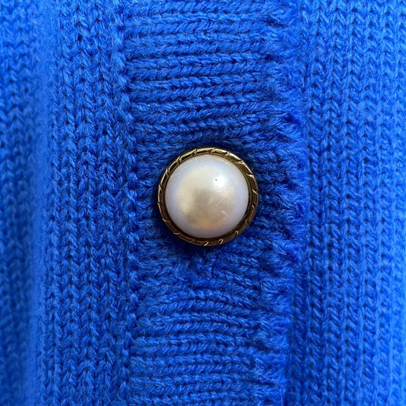 Vintage Royal Blue Knit Cardigan by TRADITION NWT floral embroidery - Picture 9 of 16